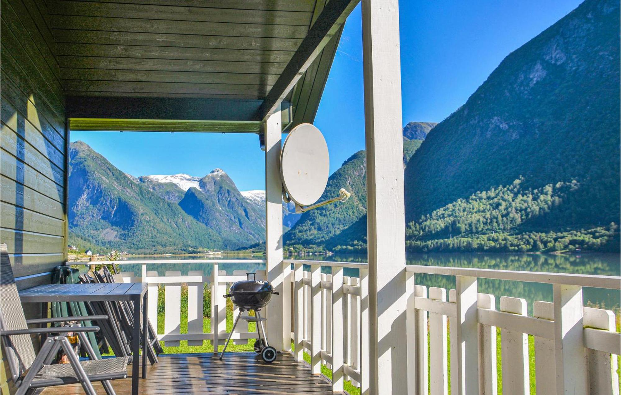 Awesome In Ferienhaus Fjærland
